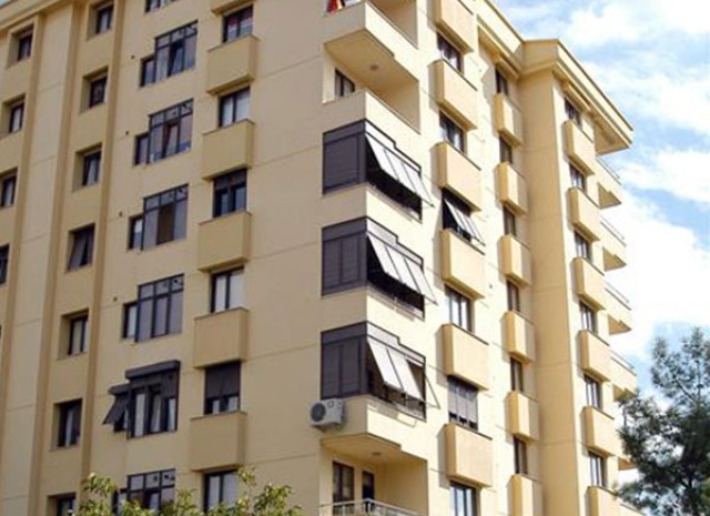 NİZAMETTİN BEY APARTMANI